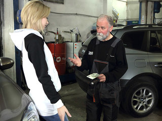 Frances chooses parking bunch to motel