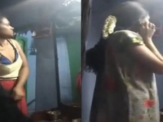 Tamil chick showcases off her chess