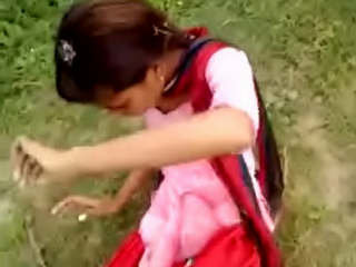 Desi Indian chick gets naughty in the