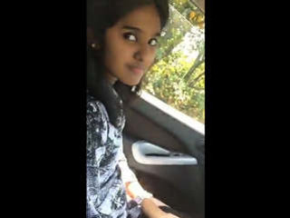 A uber-sexy girl providing blowage in a