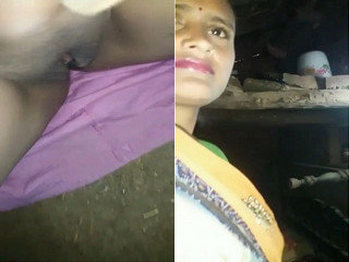 Indian first-timer bhabhi bares her