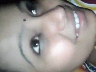 Mallu school girl's steamy flick in