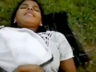 Youthful Indian gal has outdoor hook-up