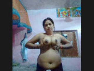 Bhabhi's nude  on show in sizzling vid