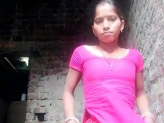 Naked Indian girl's solo striptease vid