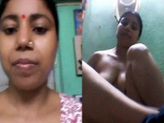 Desi chicks in India turn to cam