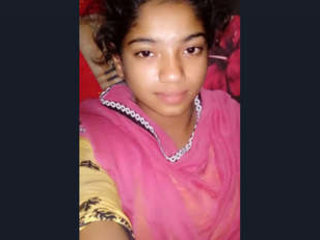 Indian nymph gets facial cumshot and
