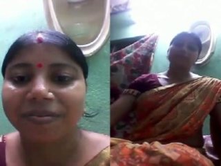 Tamil wife's ample globes and cunny in