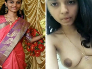Desi honey flaunts her congenital assets