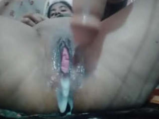 Crazy bhabi wanks to relax displeasure