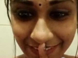 Indian dame spices up flick call with