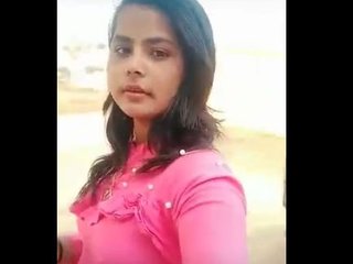 Nipples of a mind-blowing bhabhi on show